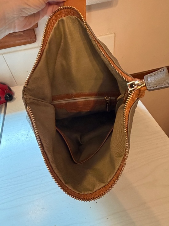 Valentina leather sling bag